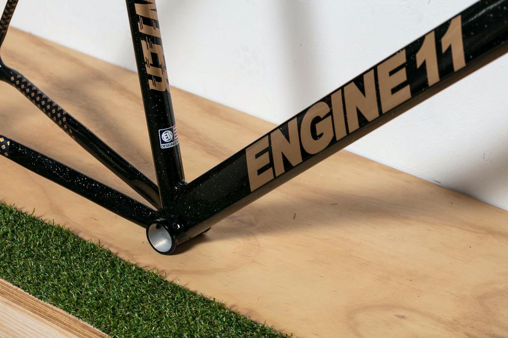 Engine11 Sprinter Track Frame - Black Speckle & Gold - Large – GEAR Shop  Brisbane